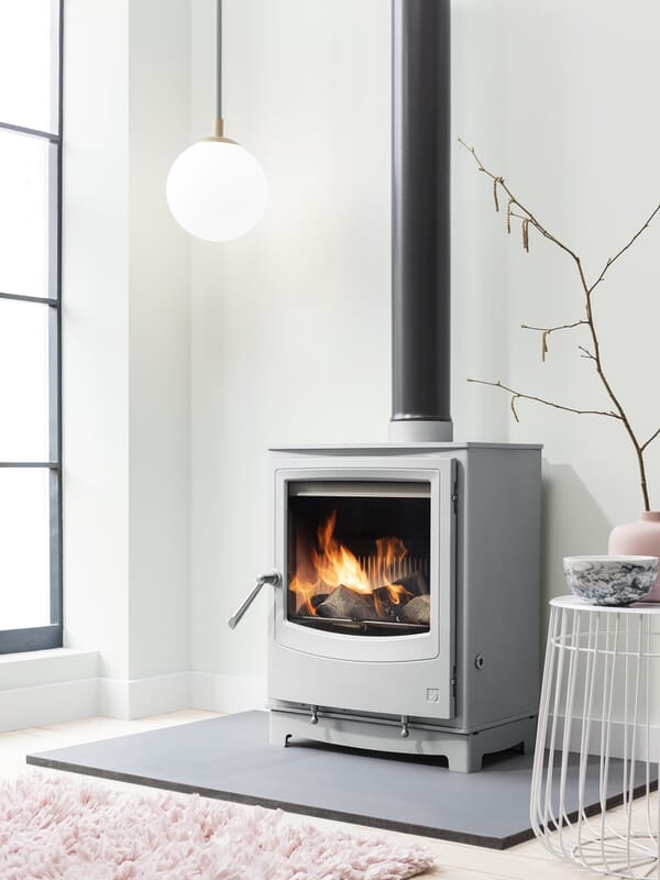 Arada Farringdon Small Eco multifuel stove shown in optional Mist colourway