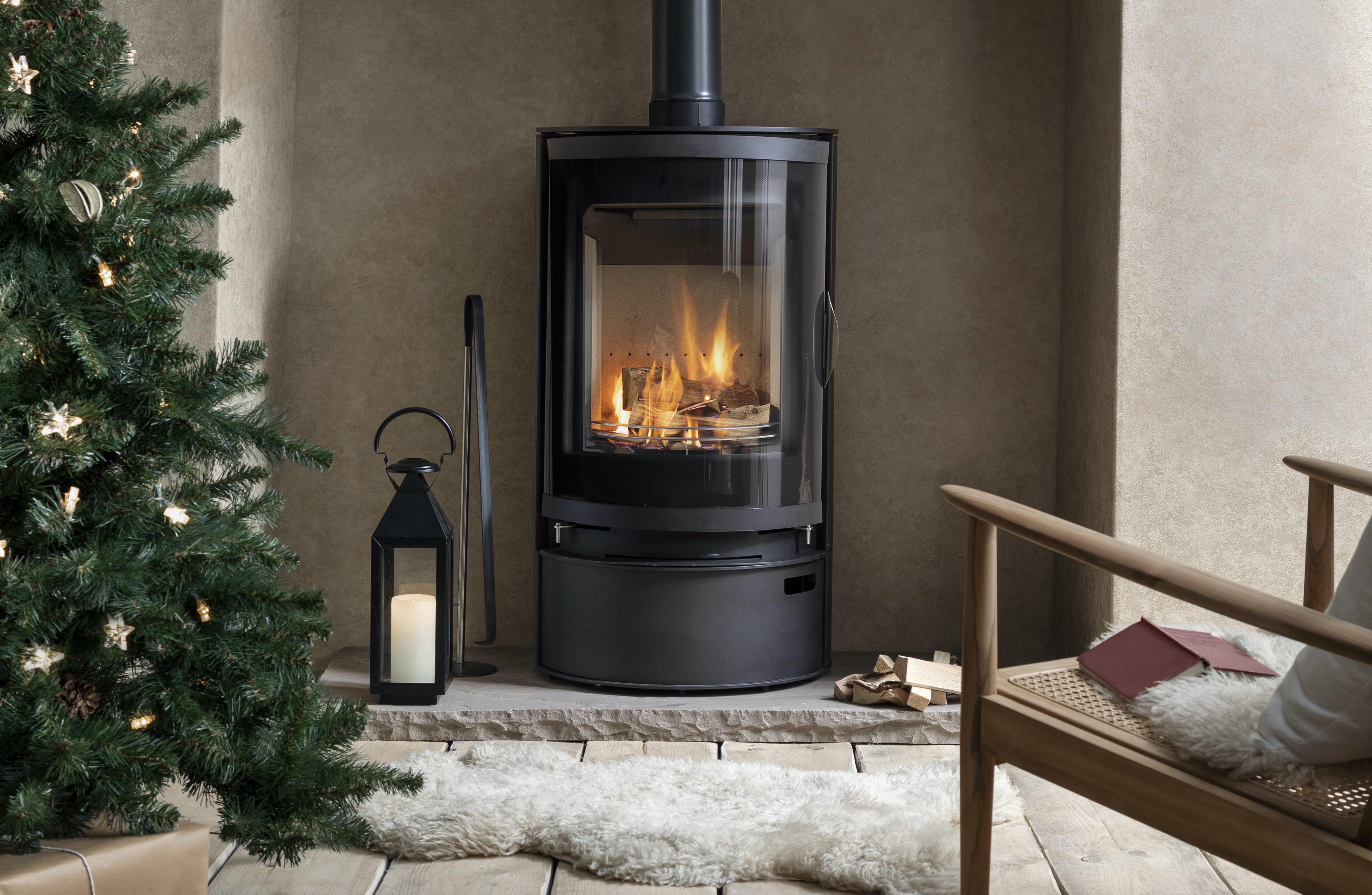 Arada Hoxton 7 Wood Burning Stove shown on optional low log store
